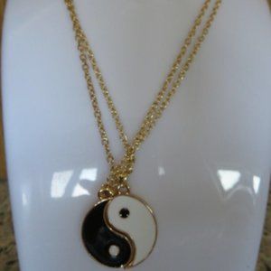 nwt Yin Yang Interchangeable Necklaces Gold Tone (K294)